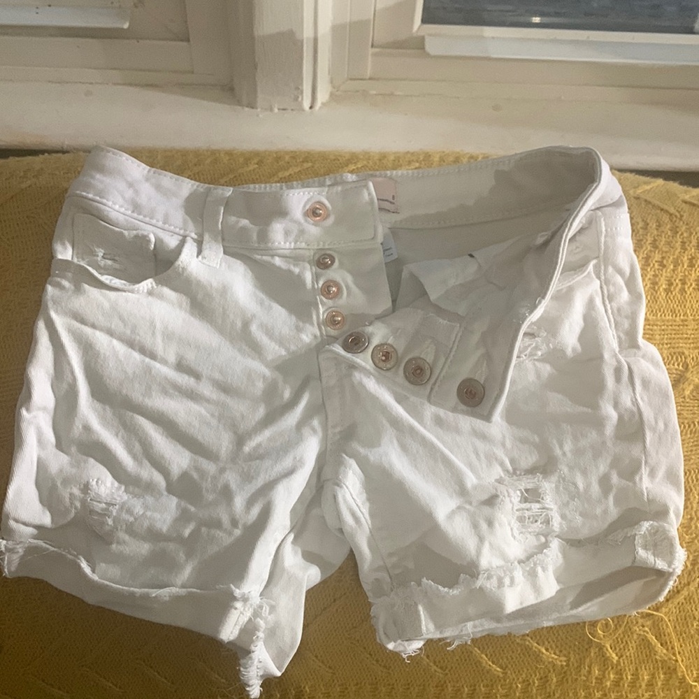 Girls SO size 8 denim white shorts